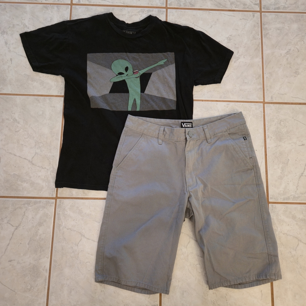 Vans Gray Men's Shorts And Tshirt
